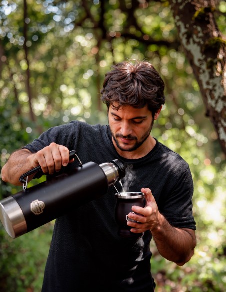 Termo de acero inoxidable 1,3L aire libre