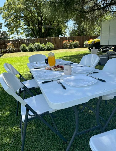 Mesa plegable 1,80 m Lifetime blanca almuerzo