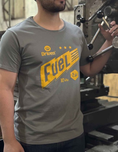Remera hombre modelo Fuel Driven gris algodón trabajo
