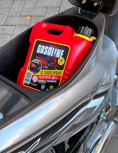 Bidón extra chato para combustible 4 litros rojo moto