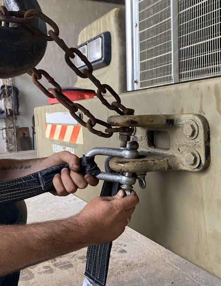 Eslinga de remolque 3.0'' x 11 metros (10 TON) cadenas